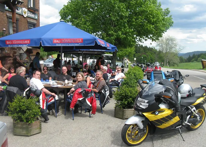 Land-gut-Hotel Höhengasthof Adler